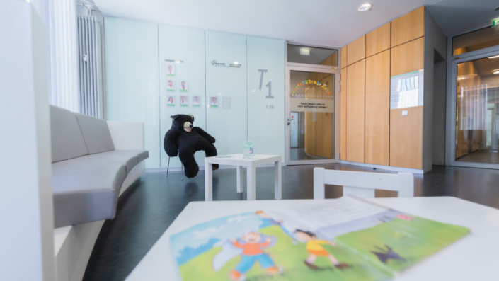 universitaet-witten_herdecke-zbz-architektur-08-b800px